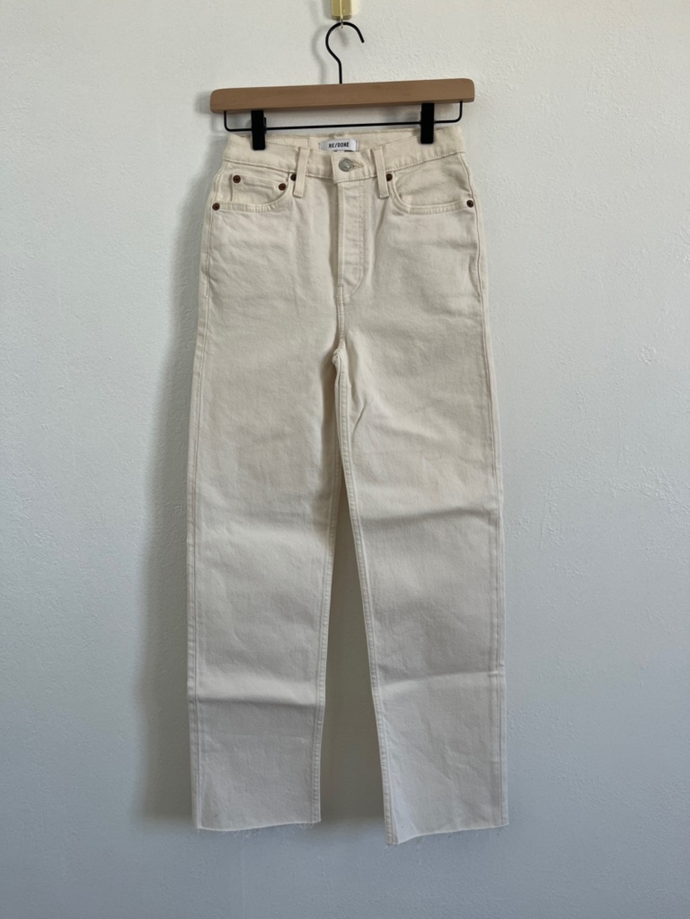 Re/done Vintage White 70s Stove Pipe Size 24